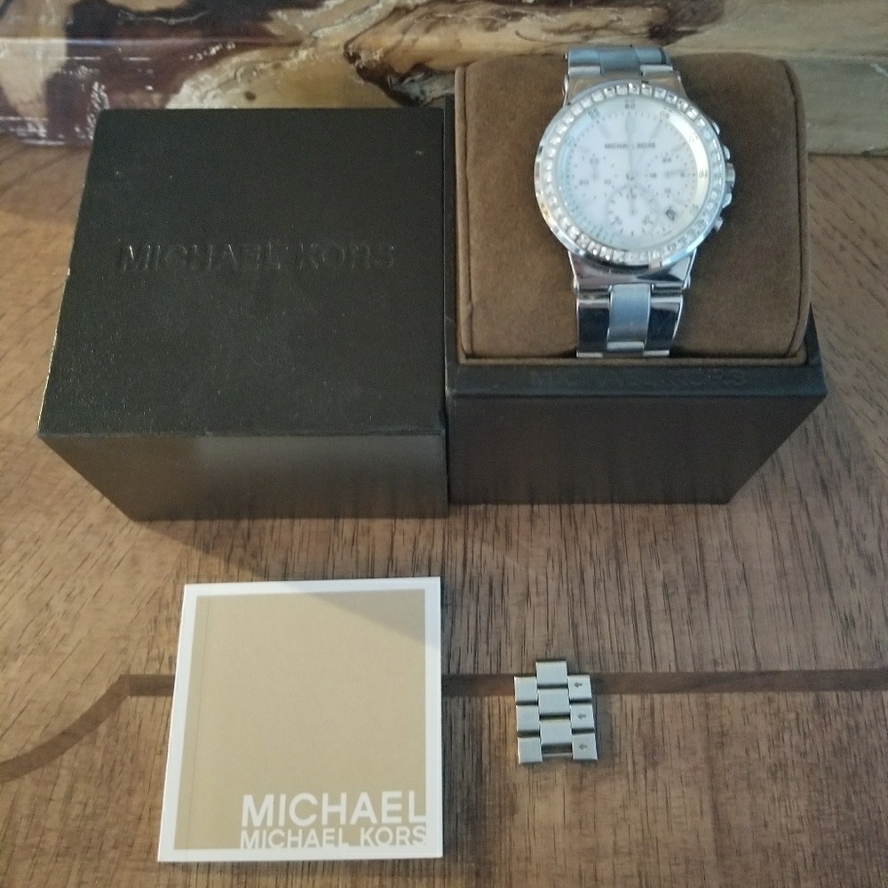Awesome EUC Michael Kors watch